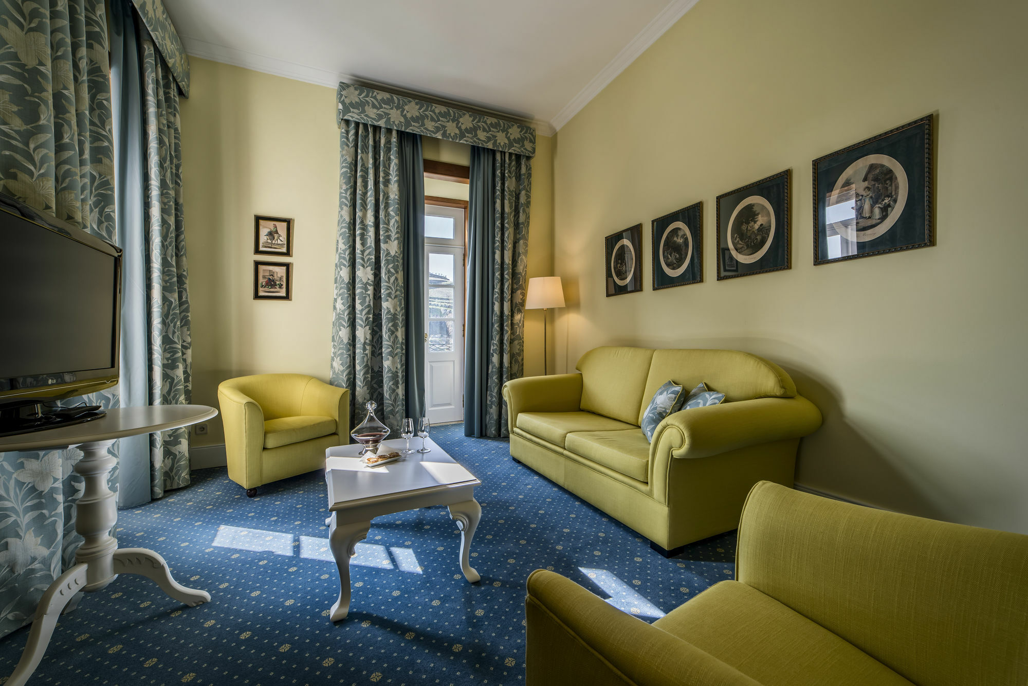Hotel The Vintage House - Douro Pinhão Esterno foto A suite at the Hotel